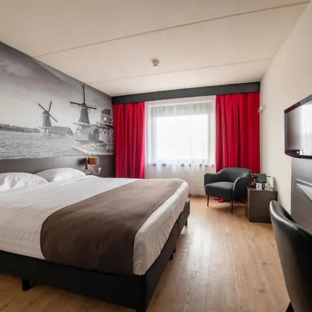 Bastion Hotel 3*