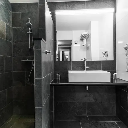 Hotel Bastion 3*